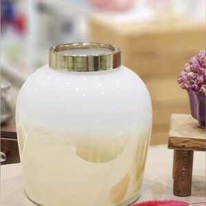 Vase en verre blanc et doré